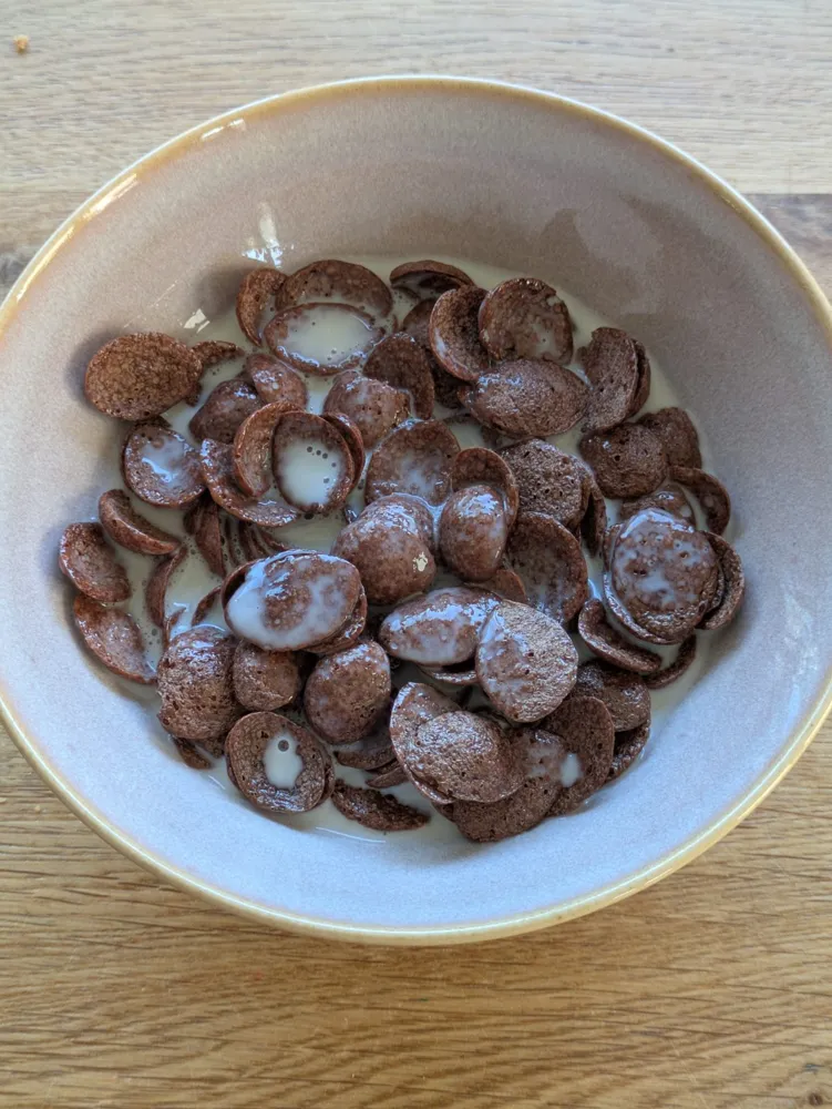 Cocoa cereal in a high-protein pea drink.